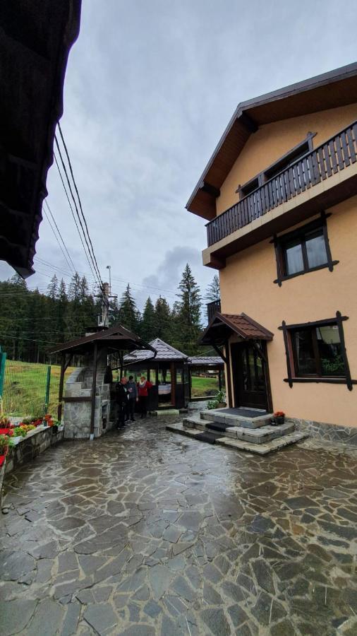 Casa Teleferic Hotel Busteni Exterior photo